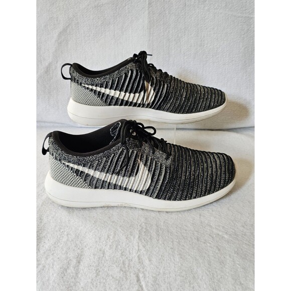 Nike Roshe Two Flyknit Black White Men's Size 11.5 Lightweight Running Shoes - Picture 6 of 8
